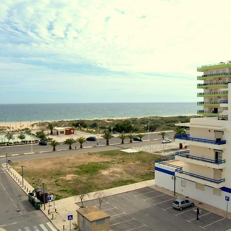 T1 Com Vista Mar Na Praia De Monte Gordo Dış mekan fotoğraf